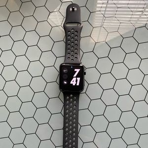 🛑 APPLE WATCH SERIES 3 NIKE SPACE GREY 42 MM🛑